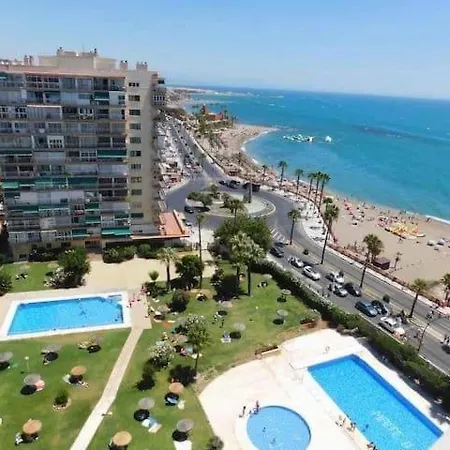 And Cozy At The Beachfront Apartment